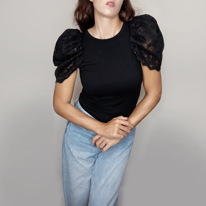 SUZANNE