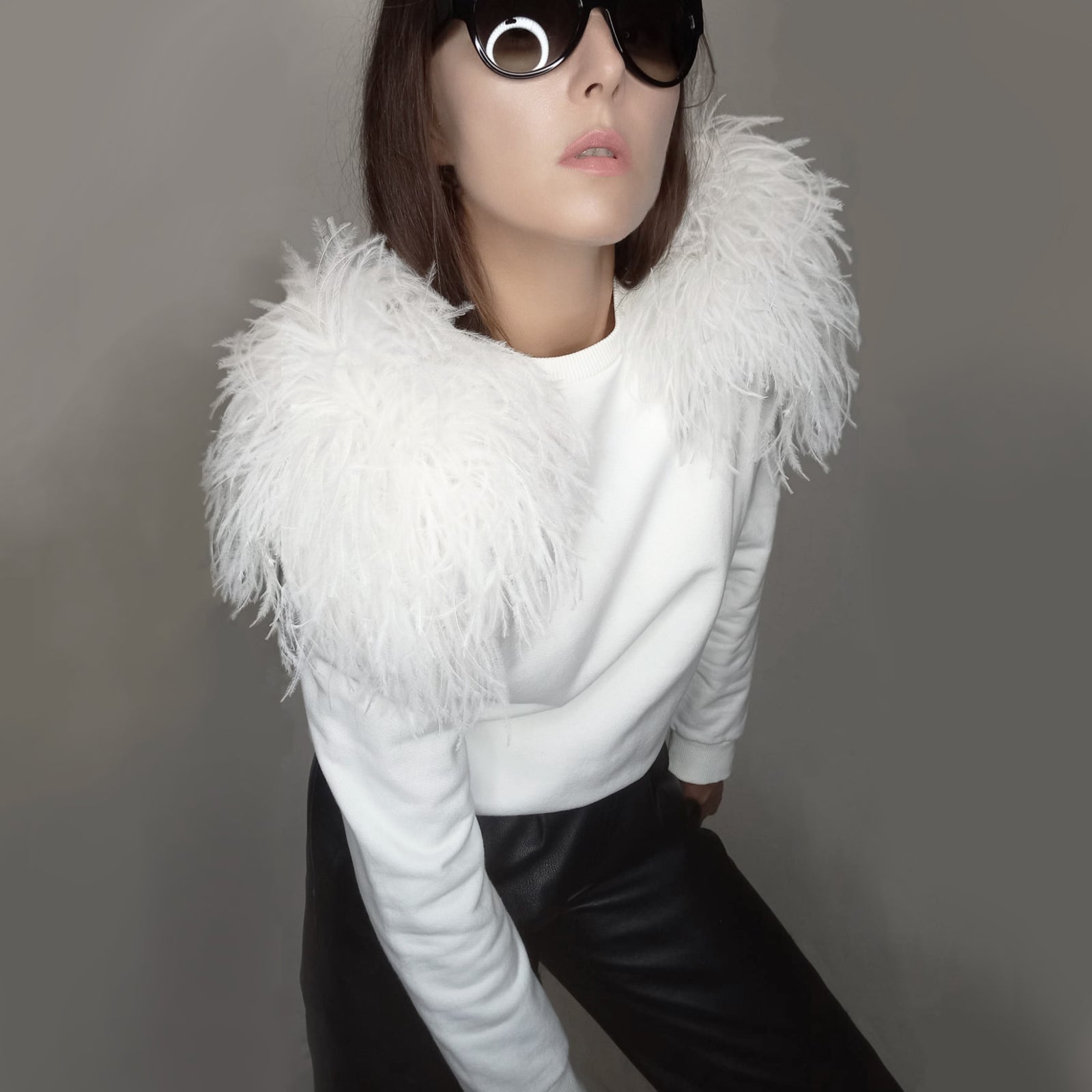Feather Shawl ホワイトファー 51uVWeV7cyL._UY350_.jpg